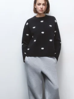 Джемпер вязаный с фактурным принтом